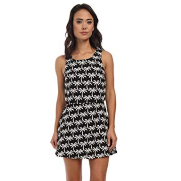 SOLD Gabriella Rocha | Sleeveless Dennet Swing - Picture 3 of 8